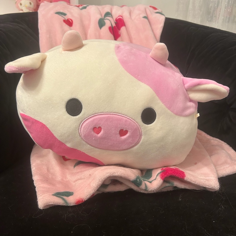 Squishmallow 12” Caedyn the Cow Stackable